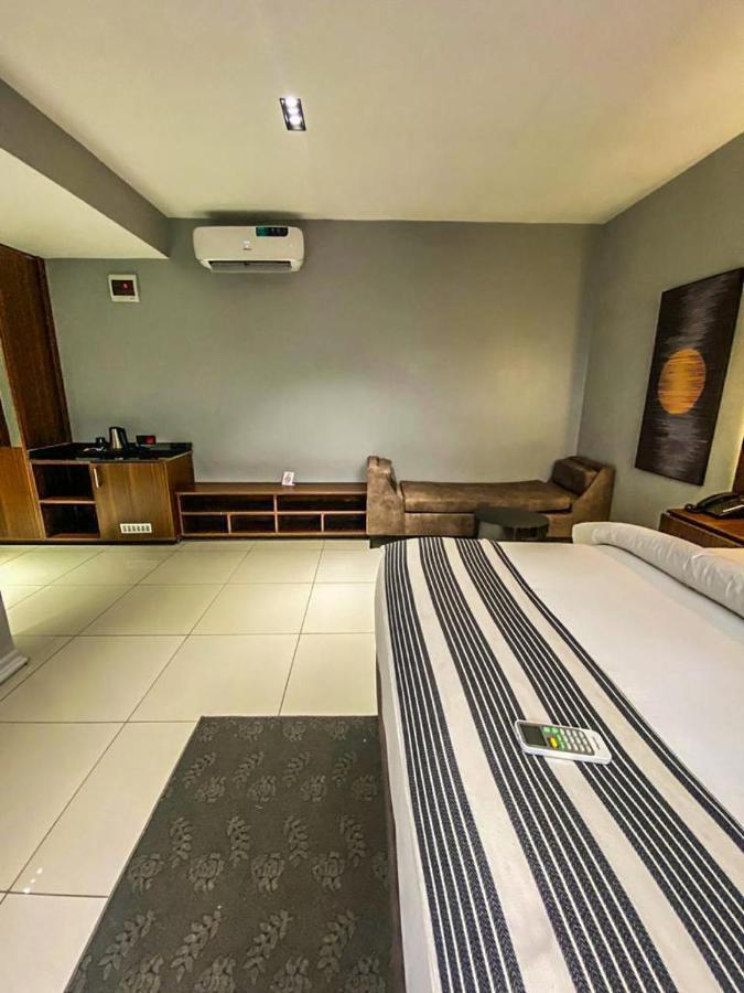 אוורי Gravity Hotels By Ace מראה חיצוני תמונה